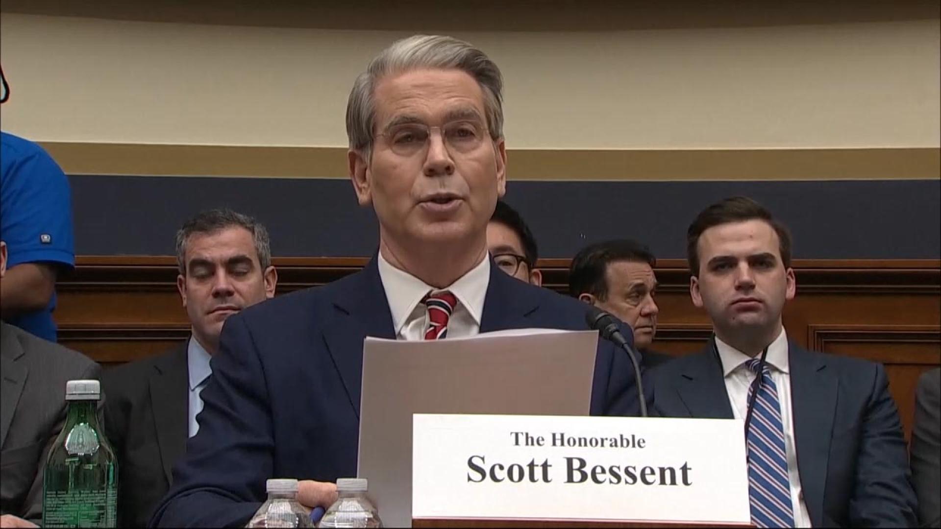 <em class='find'베선트</em 미 온라인 카지노 사이트 "관세수입 1조 달러 가능할 수도"