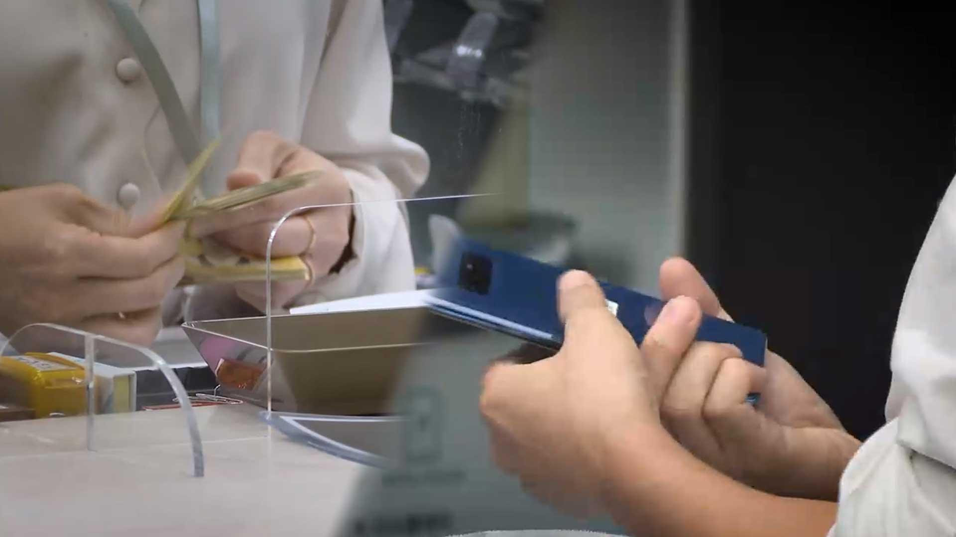 보이스피싱 금융사가 배상…대포폰 이통사에 책임 묻는다