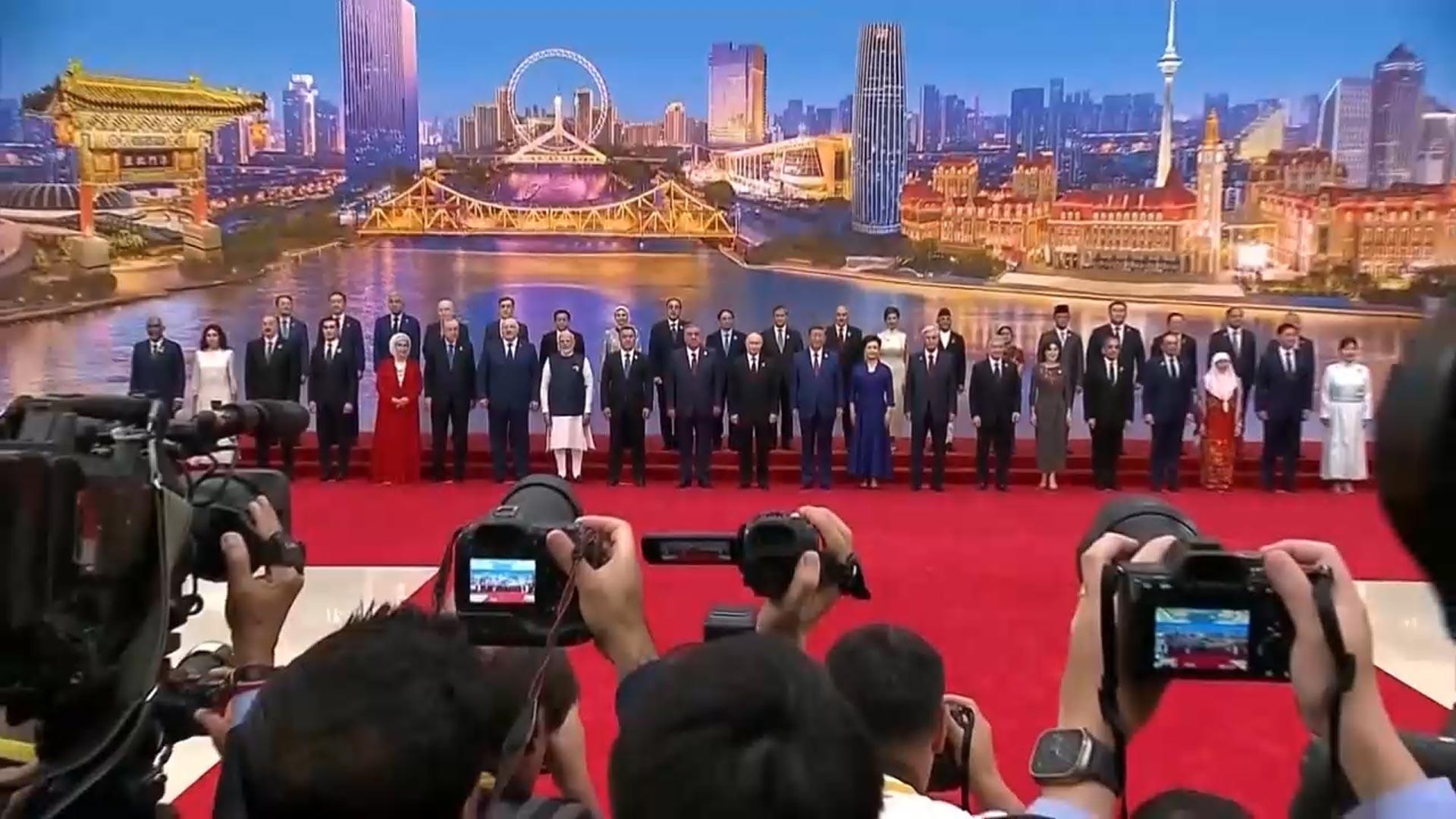 중국, '<em class='find'반서방</em <em class='find'온라인 카지노 불법</em' 과시…김정은 오늘 출발할 듯