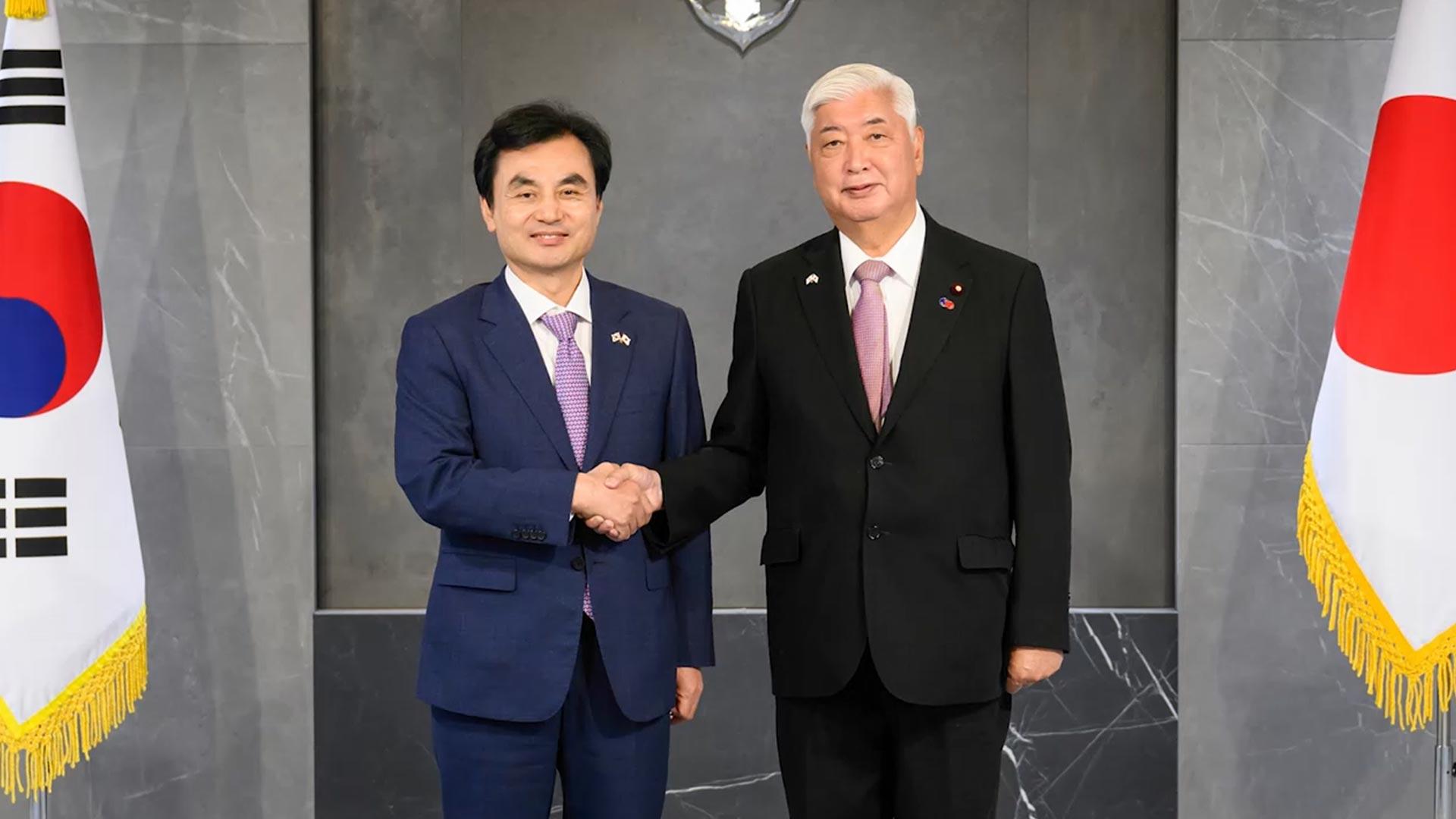 한일 국방장관 "AI·우주 등 첨단기술 <em class='find'해외 온라인카지노 벳무브</em 모색"