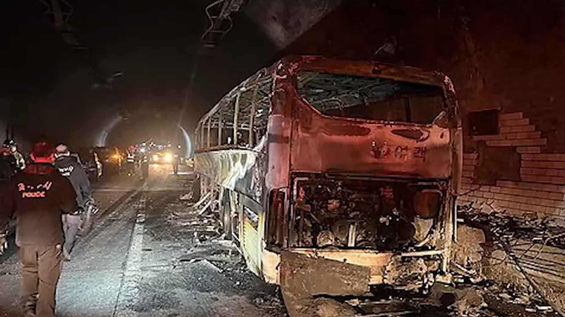 용인 영동고속도로 마성터널서 버스 화재…36명 중경상