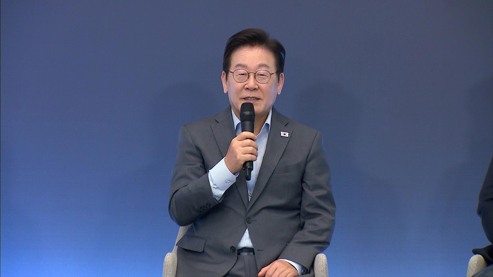 [현장연결] 청년 스타트업 만난 이대통령…"<em class='find'온라인카지노 추천 1</em 가능한 환경 만들어야"