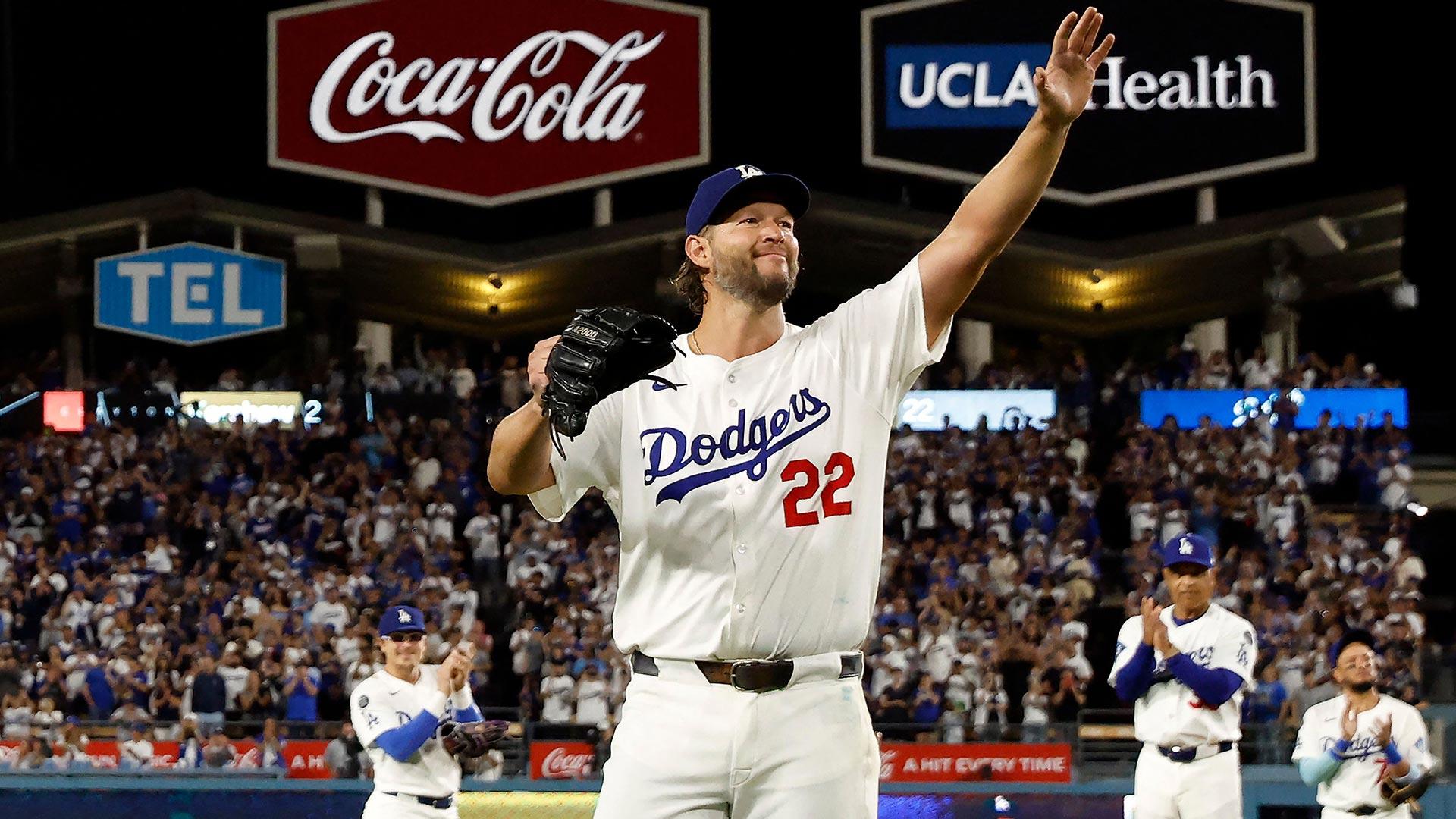 커쇼, 마지막 홈경기서 역투…오타니 역전 3점포