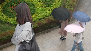 [센터웨더] 오늘도 일교차 큰 가을 날씨…내륙 약한 소나기