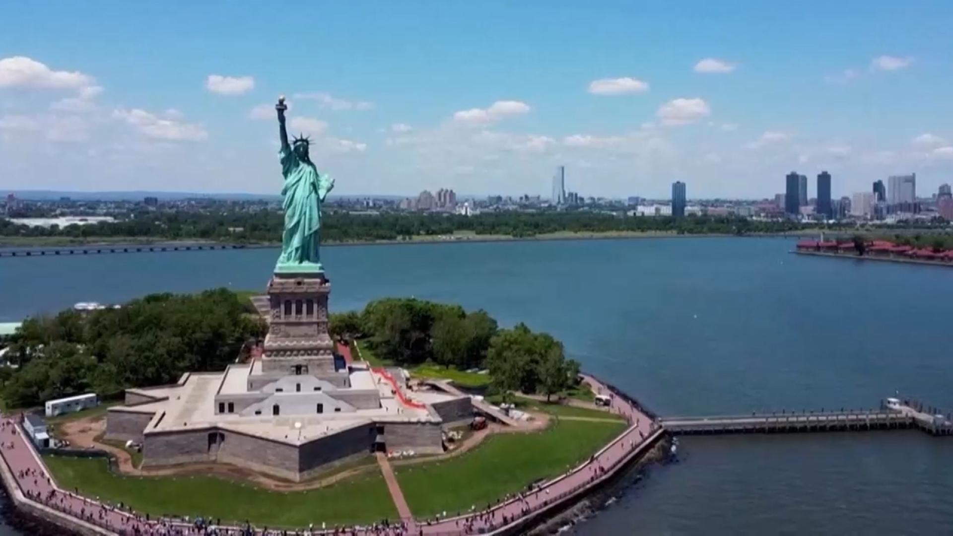 빗장 걸린 '아메리칸 드림'…<em class='find'한국어 온라인 카지노</em 취소·검열 칼바람