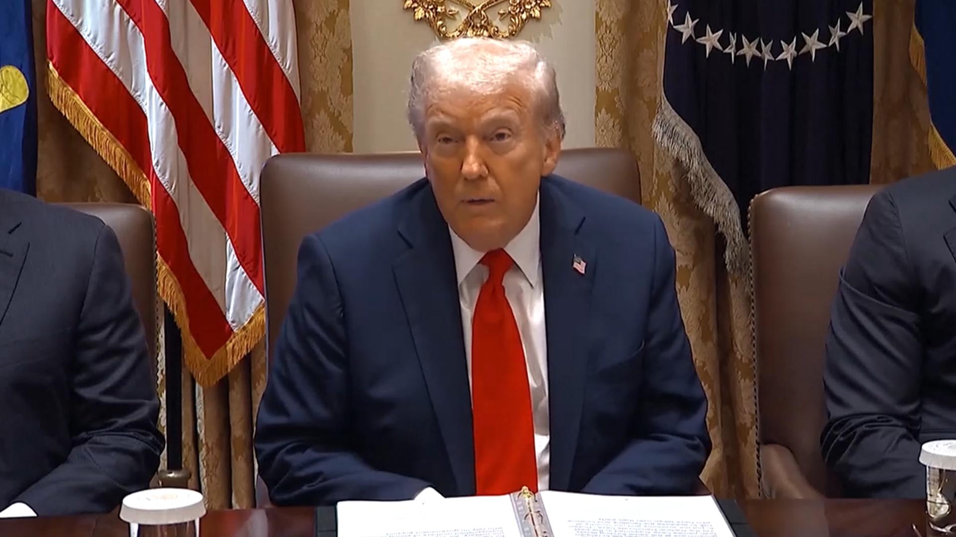 트럼프 "온라인카지노사이트 관세 10% 추가인상"…보복 강화