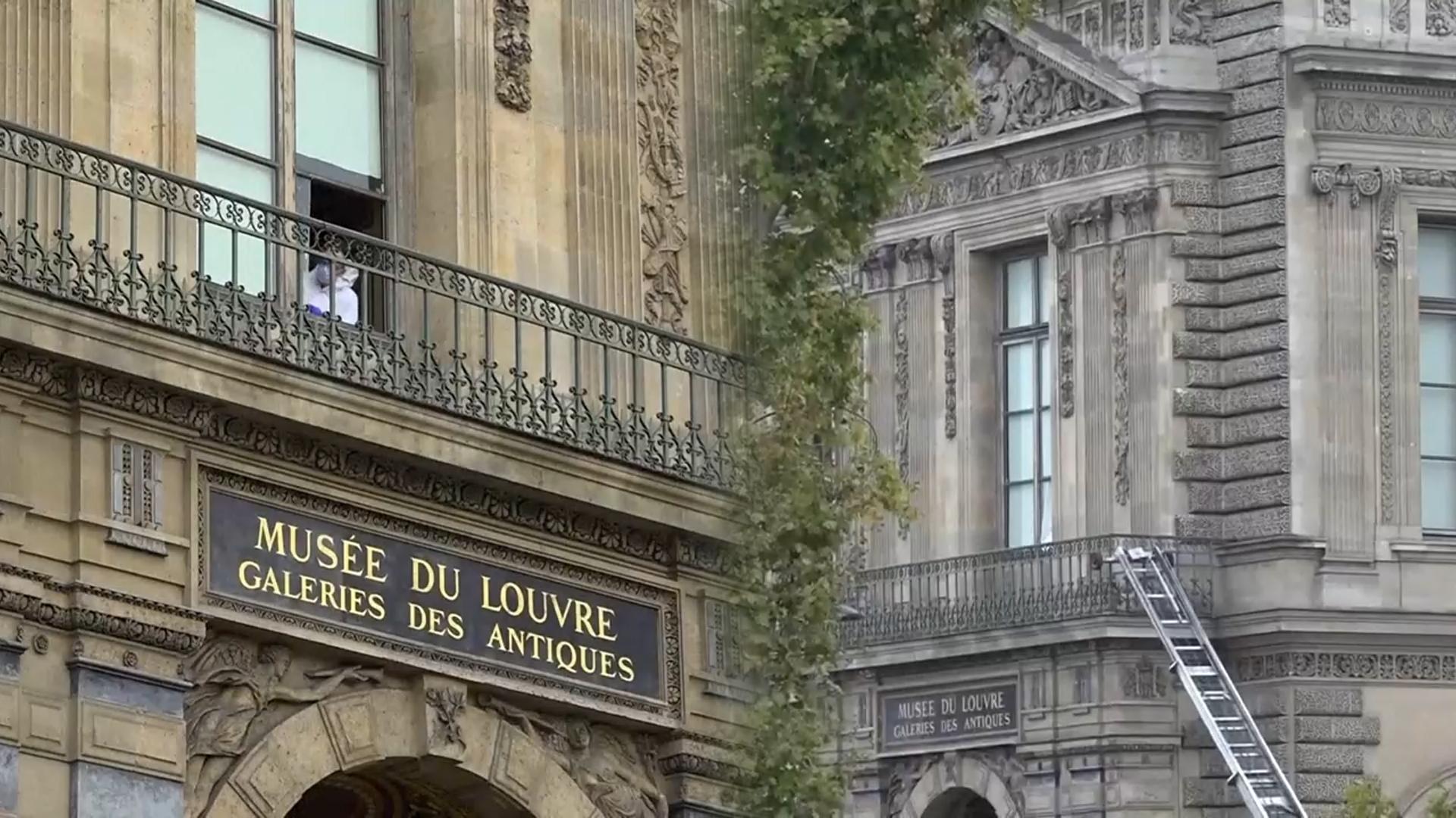 온라인카지노 가입 보석 온라인카지노 가입 용의자 2명 체포…도난품 회수는 아직