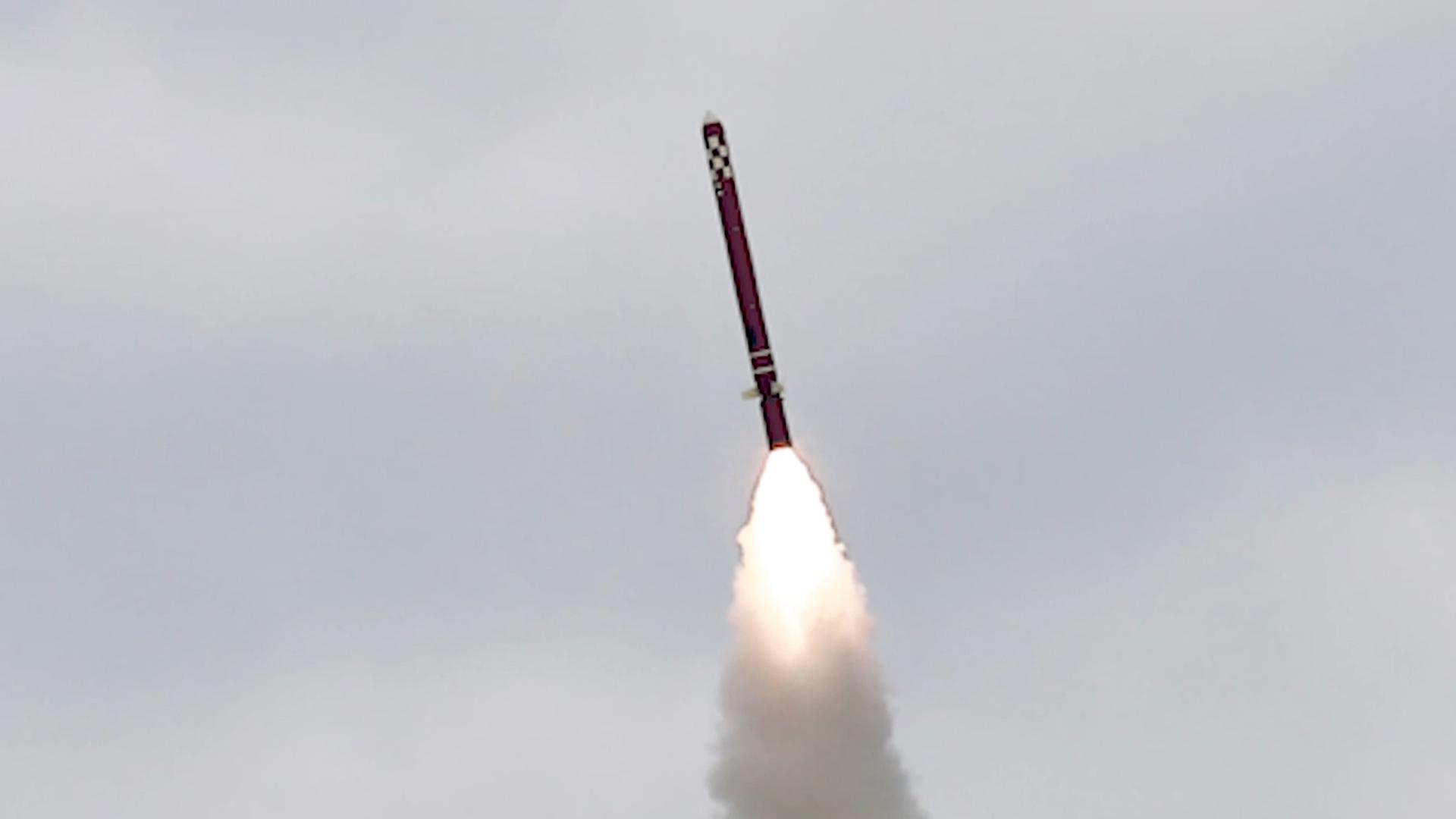 북한 "서해 해상서 함대지 순항온라인카지노 유니88 시험발사"