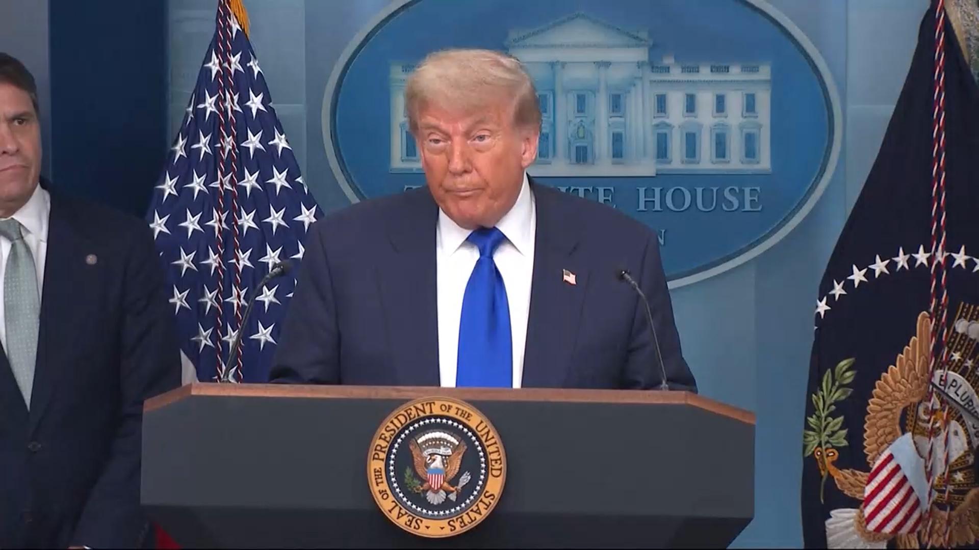 트럼프, 난민수용한도 94% 줄여…남아공 백인 우대