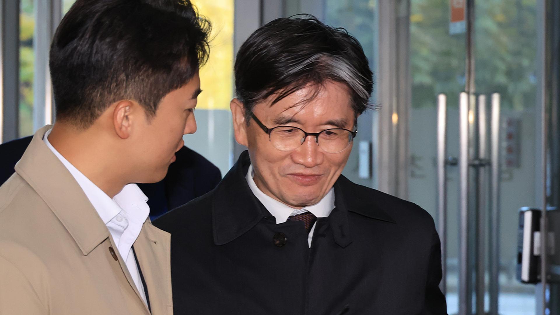 오동운 <em class='find'공수처장</em, 해병마이다스 온라인카지노 유니벳서 13시간 조사…귀가 땐 침묵