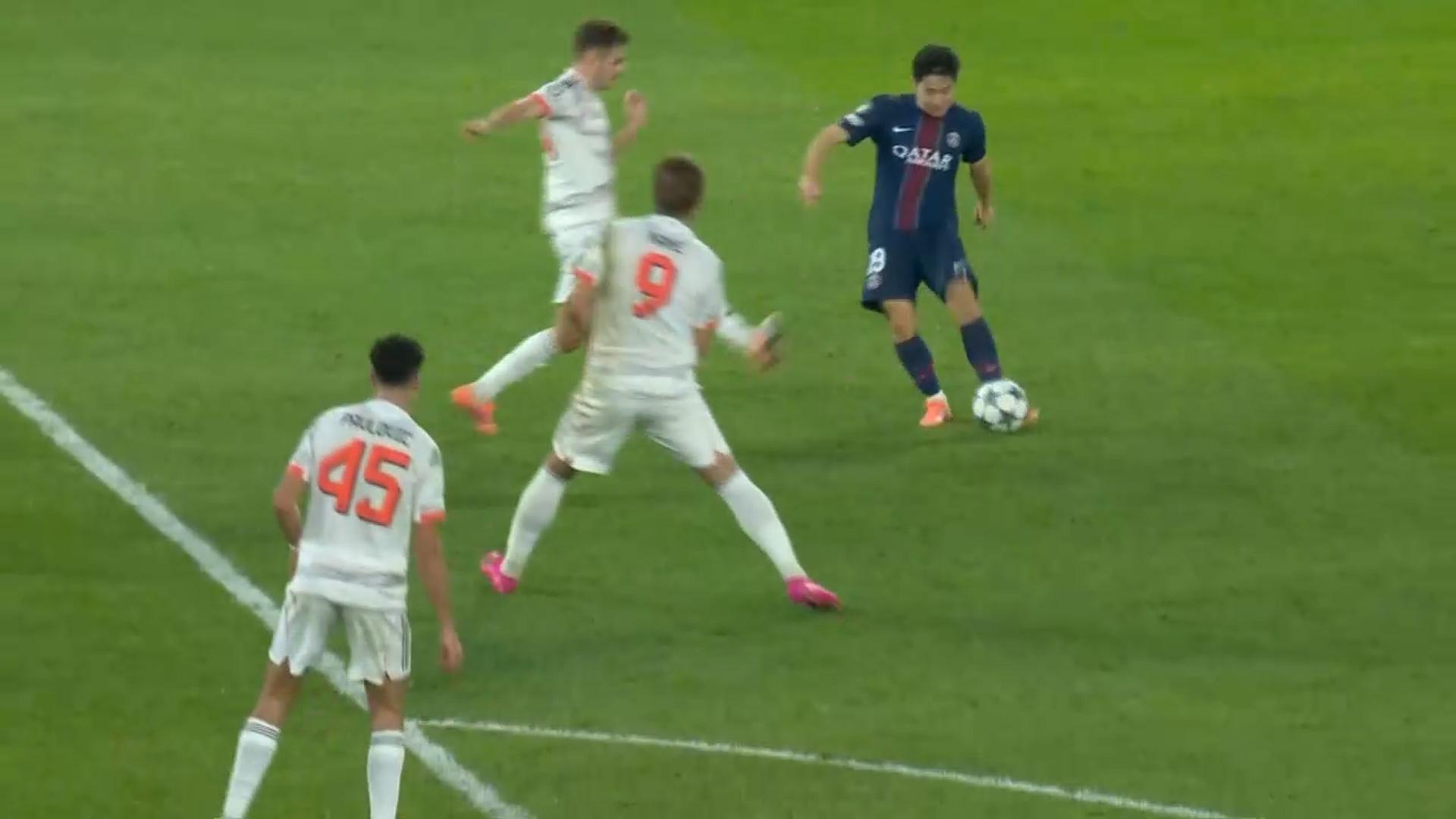 온라인카지노 후기 벳위즈, 시즌 첫 도움…PSG, 뮌헨에 1-2 패배