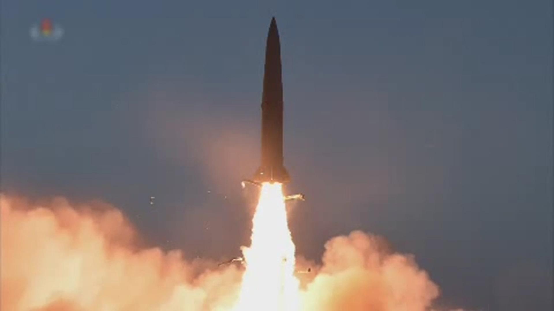 북한, 16일 만에 탄도미사일 발사…올해 들어 6번째