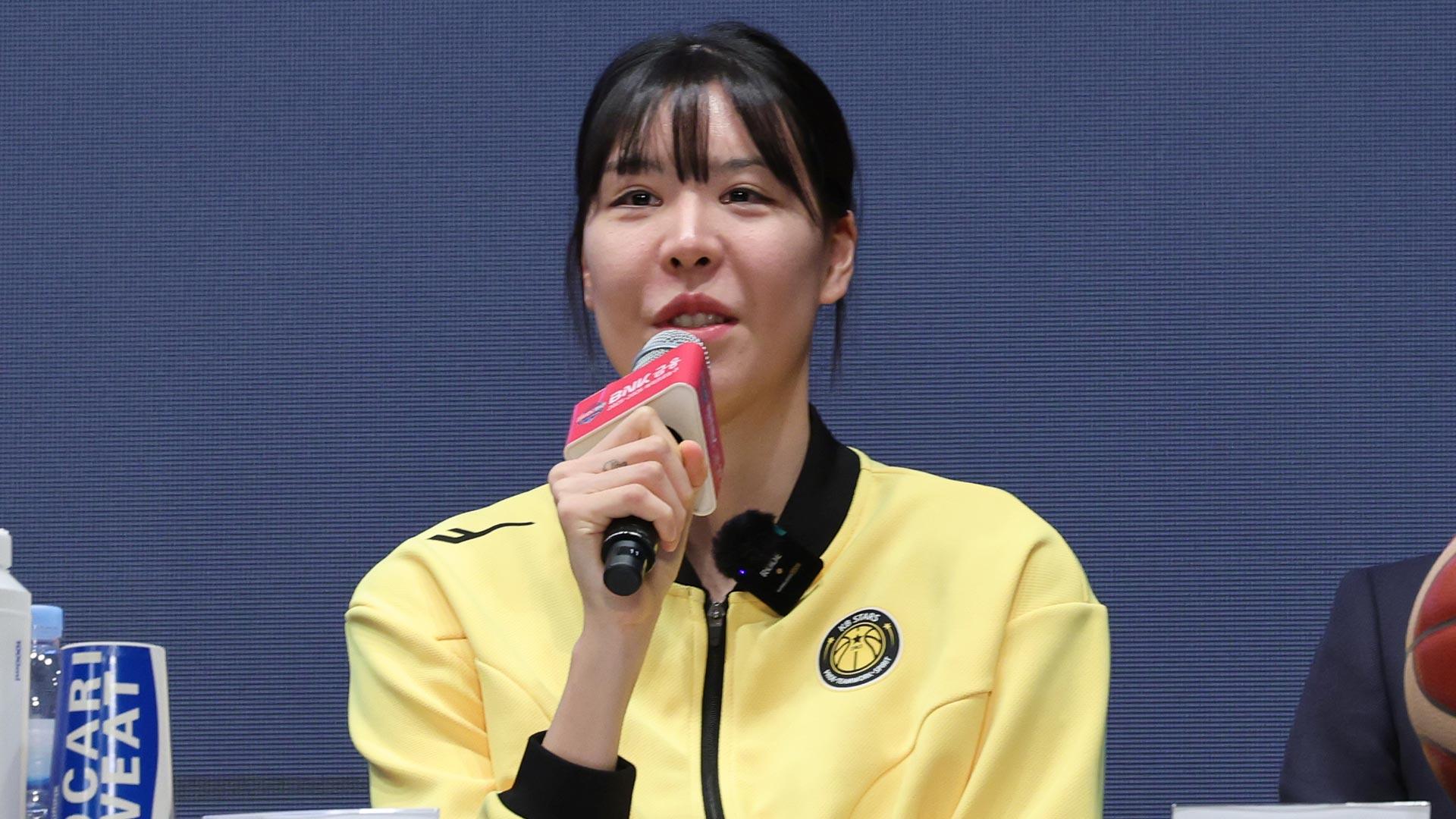 돌아온 '국보센터' 온라인카지노 사이트 "멘탈 리스크, 뒤집을 것"