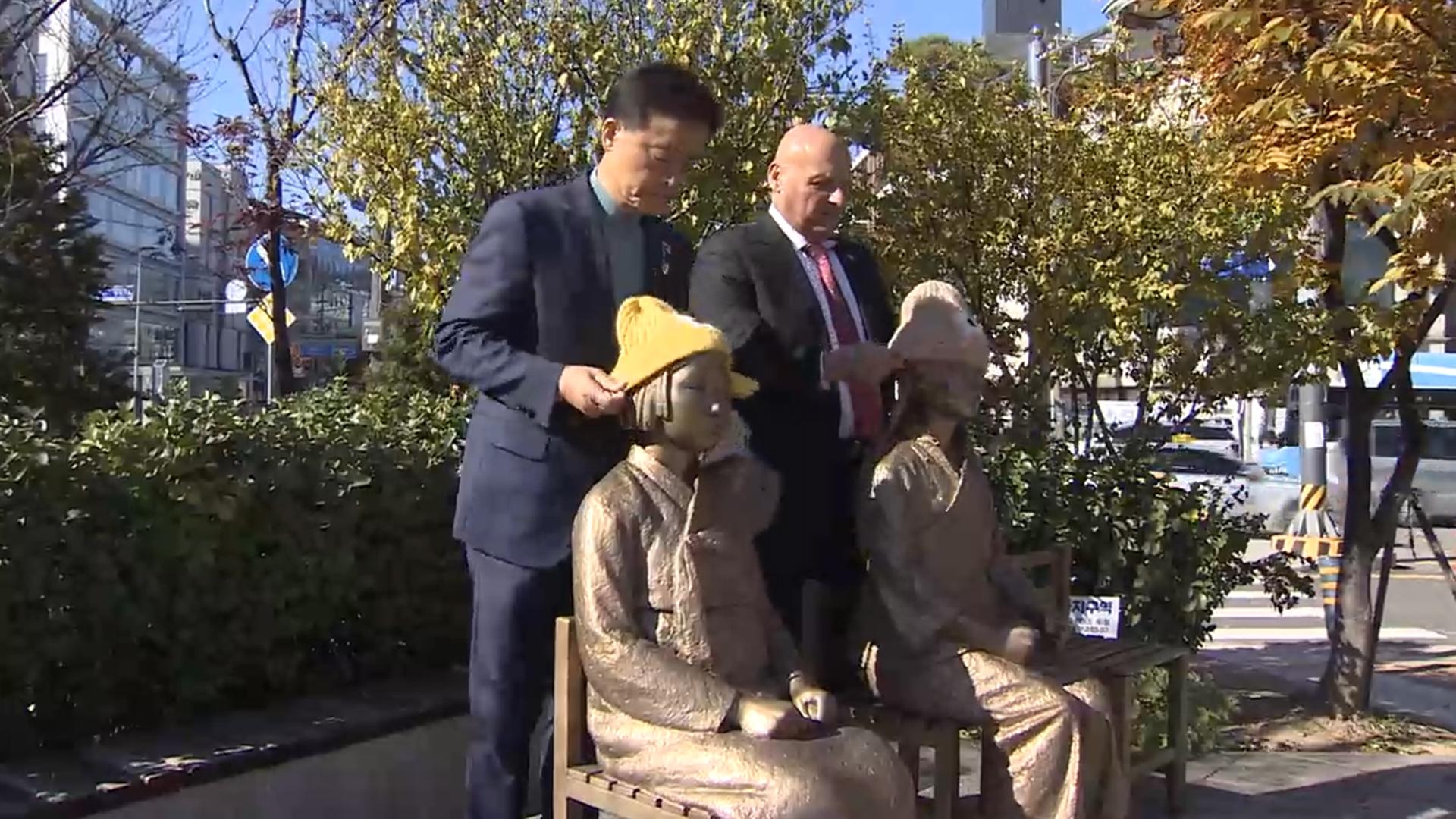 '소녀상 설치' 미 글렌데일 시장, 성카지노 바카라 소녀상 방문