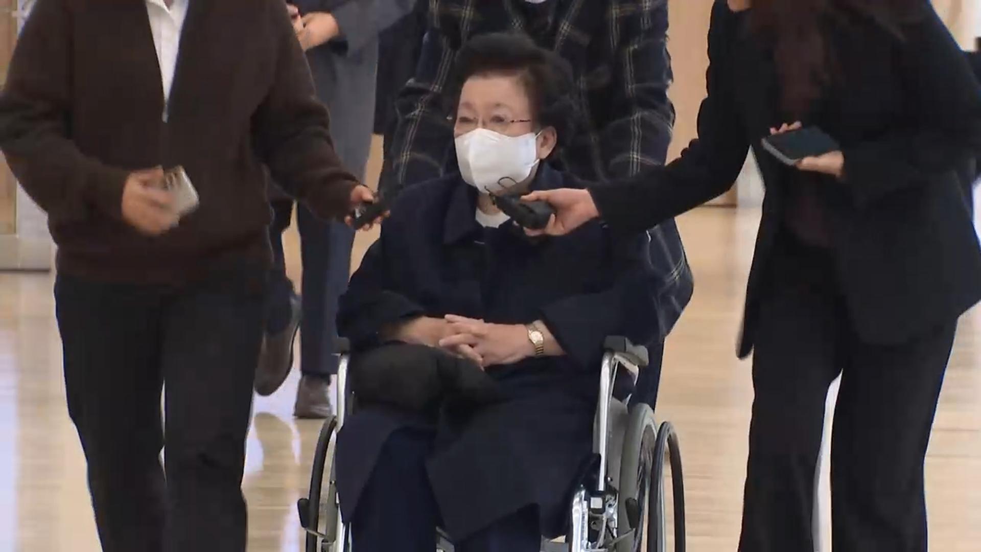 '금거북이' 이배용 온라인카지노 커뮤니티 유니벳 재출석…청탁금지법 위반 조사