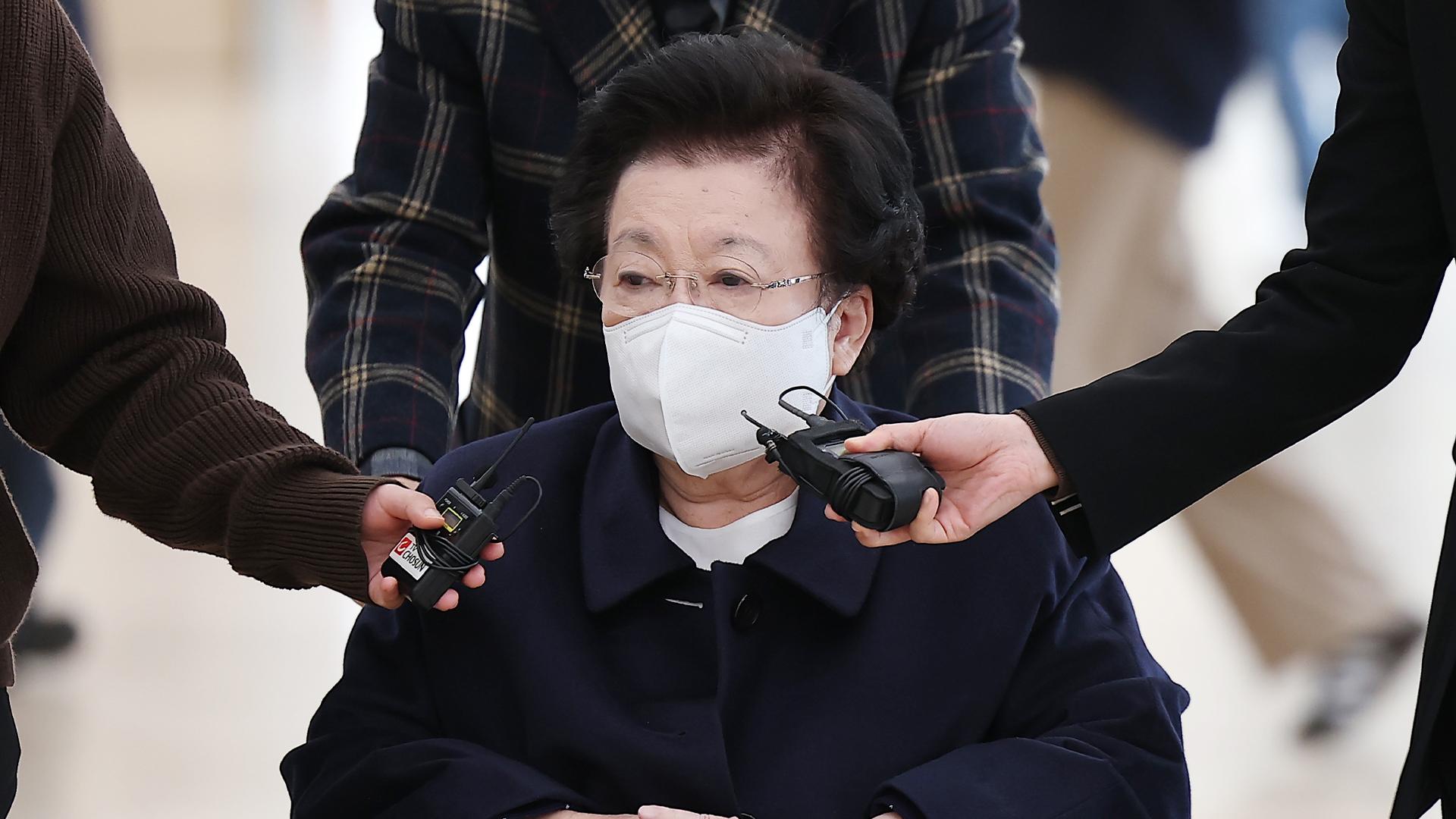 카지노사이트 2차 조사…"통일교인 2천명 국힘 입당"