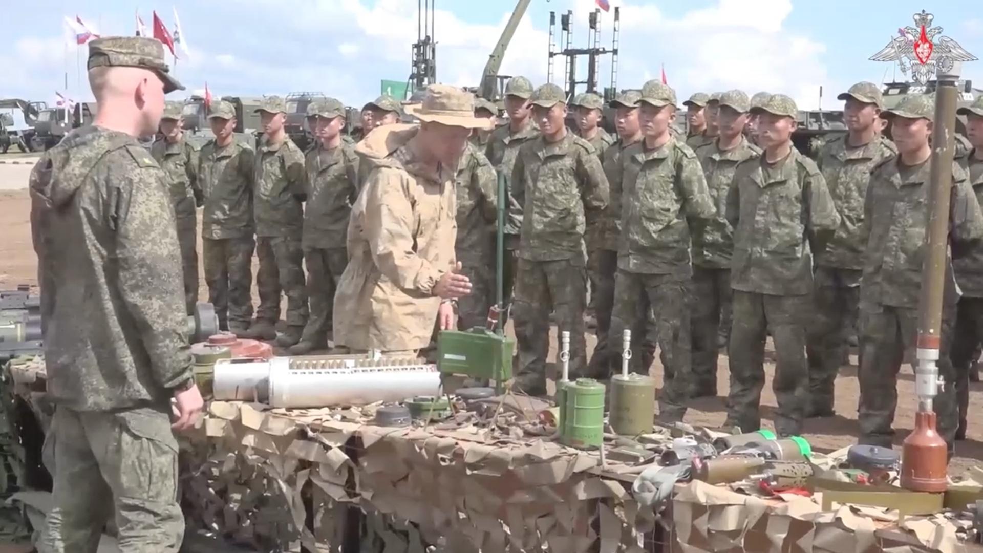 "러, <em class='find'자폭</em 드론 제조용 온라인카지노 경찰 벳엔드 인력 1만2천명 유치 계획"