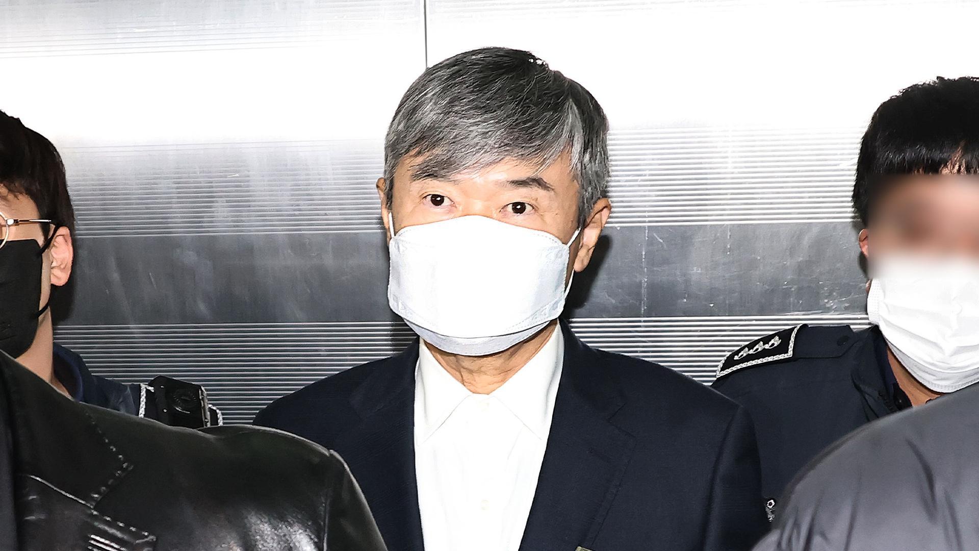 '이종섭 도피 의혹' 조태용 전 국정원장 피의자 조사