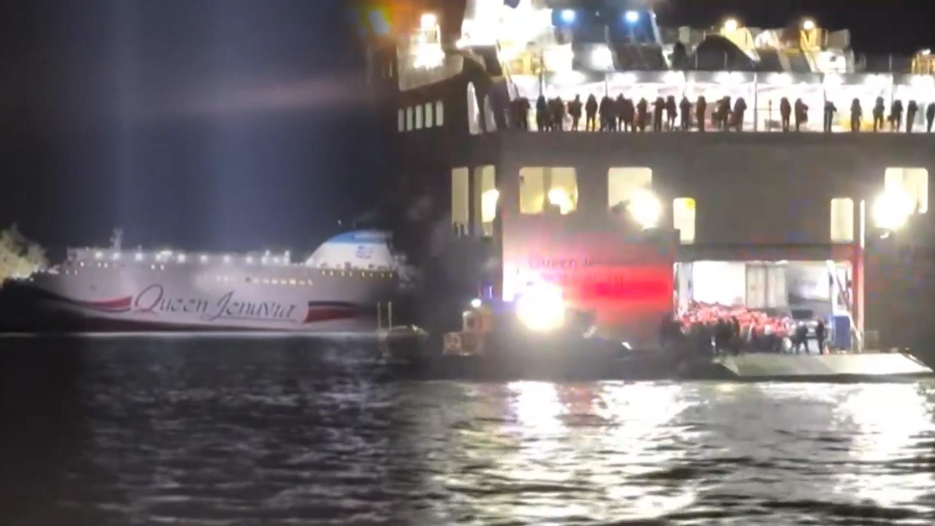 신안 해상에서 267명 탄 여객선 카지노 입플…승객 목포로 이송중