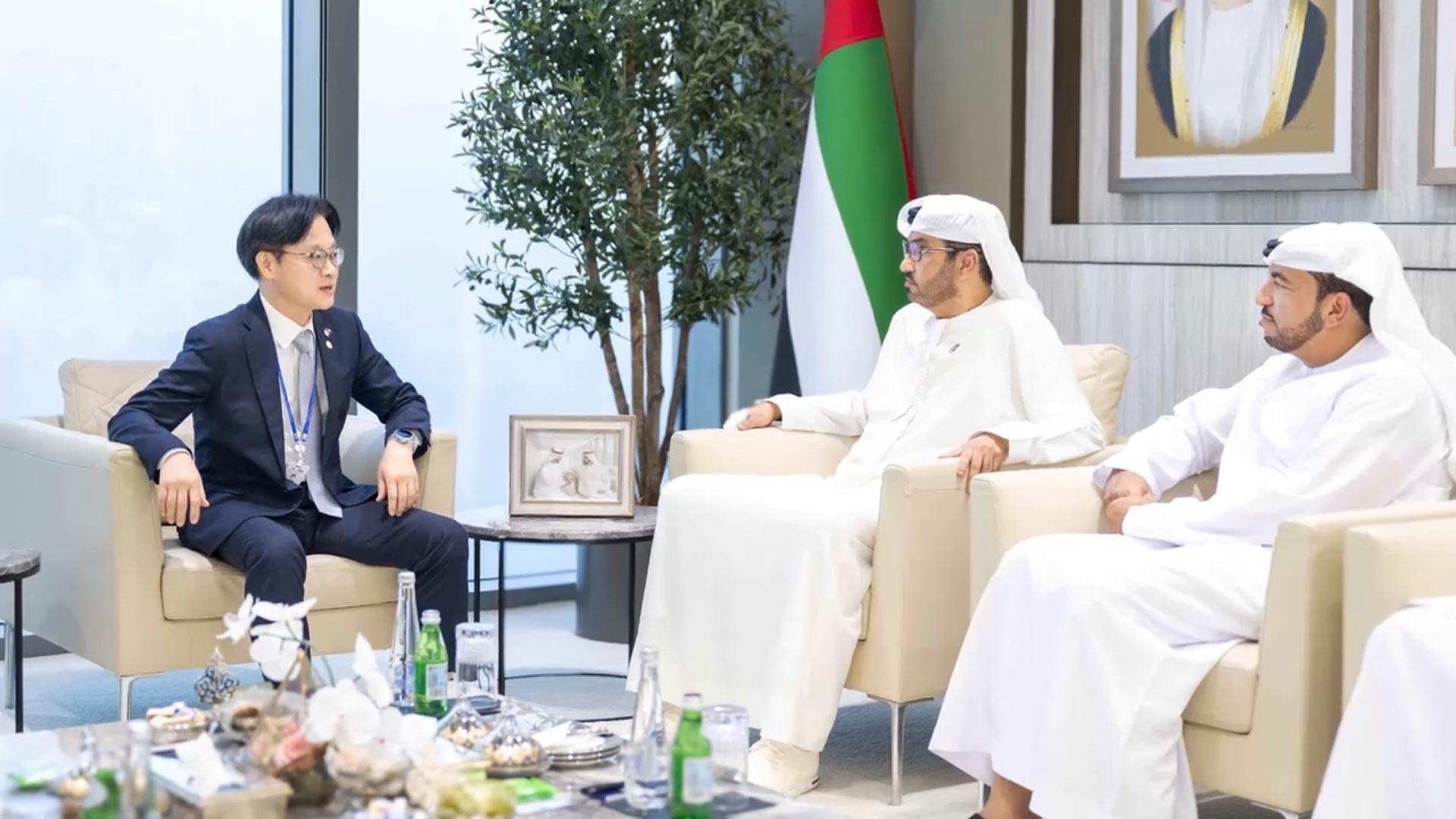 한·UAE <em class='find'온라인카지노 라이센스 벳무브</em 회동…AI·석유 협력 논의
