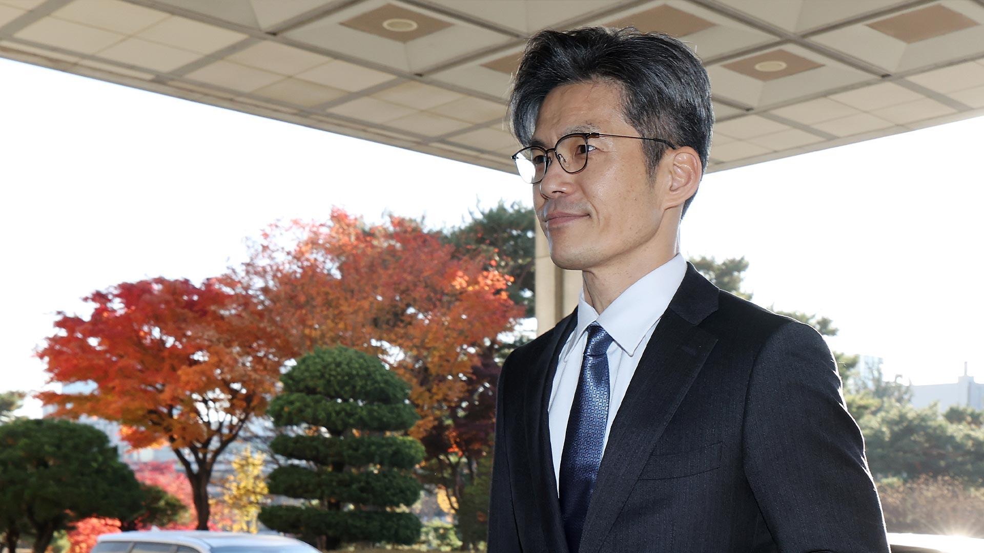 박철우 신임 중앙지검장 출근…"'항소포기' 안전한 온라인카지노 공감"