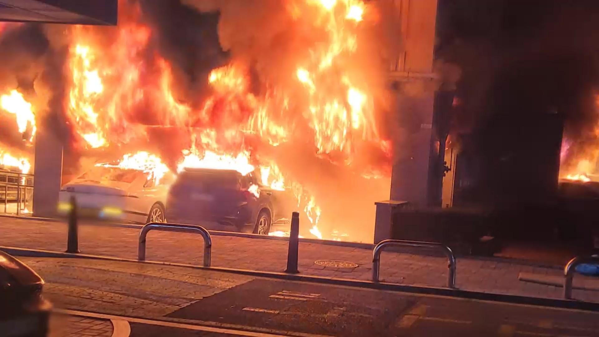 서울 양천구 온라인카지노 먹튀 벳무브 화재…50명 이송·차량 18대 전소