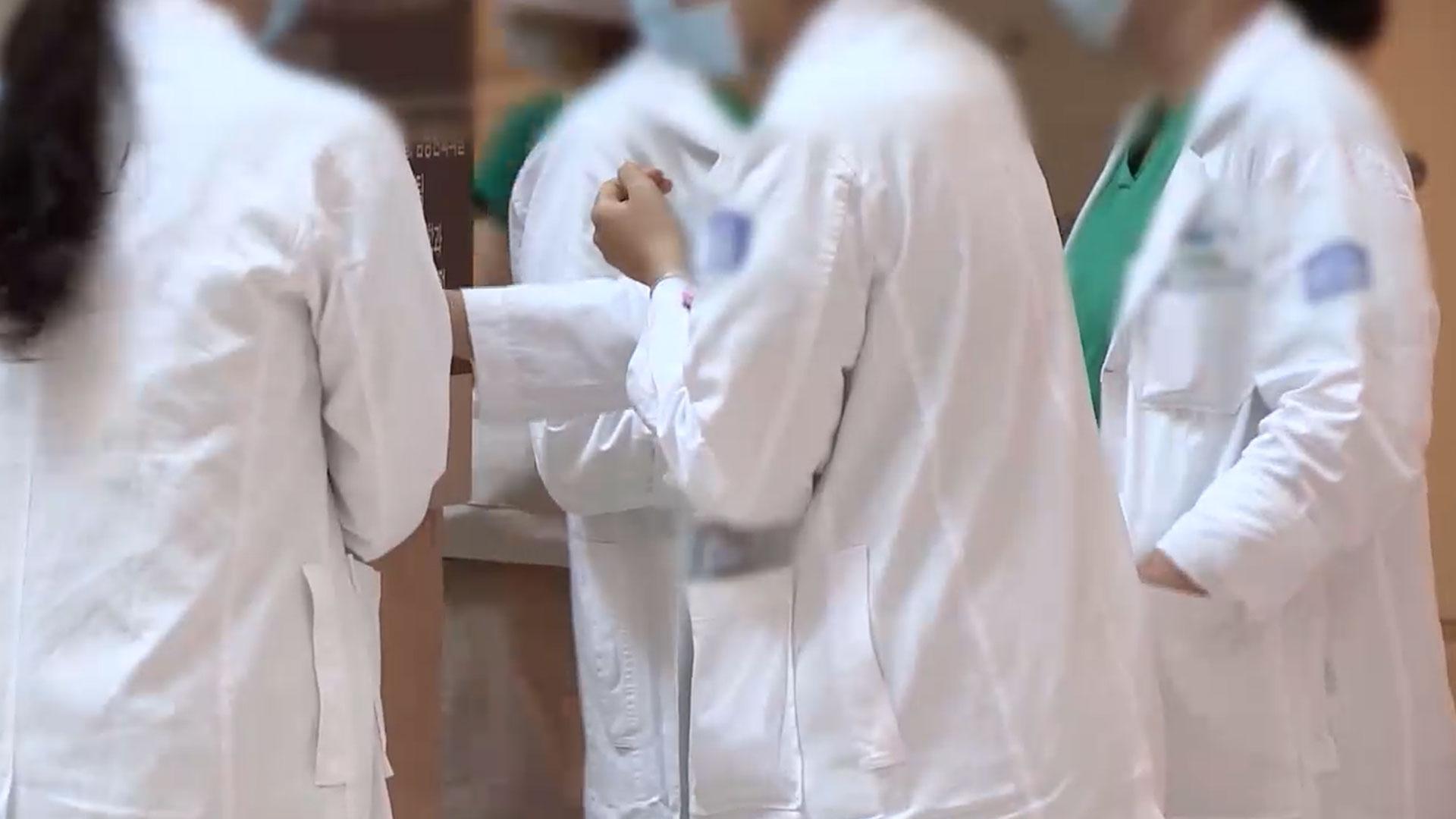 전공의 복귀에…내년 전문의 시험 응시자 3.9배로 늘어