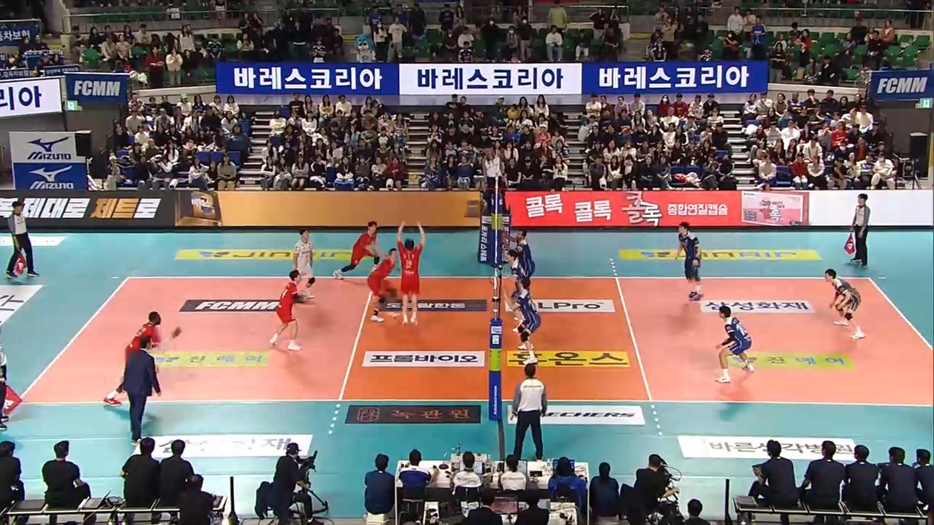 한국전력, 삼성화재 꺾고 3위…도로공사 9연승