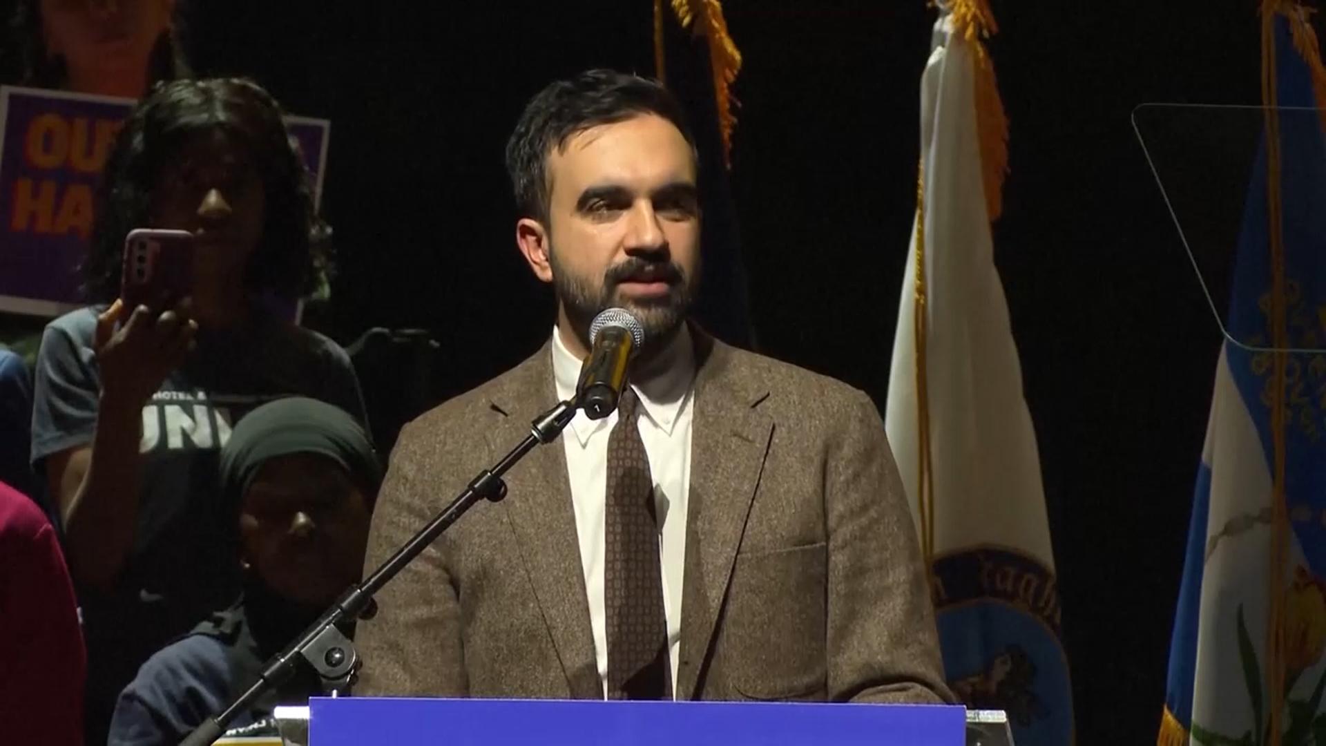 신규 온라인카지노 벳무브 "여전히 트럼프는 파시스트라고 생각"