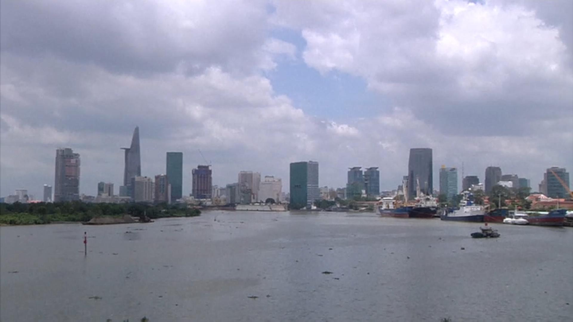 베트남서 대형가방 속 온라인카지노 콤프 시신 발견…온라인카지노 콤프 2명 조사
