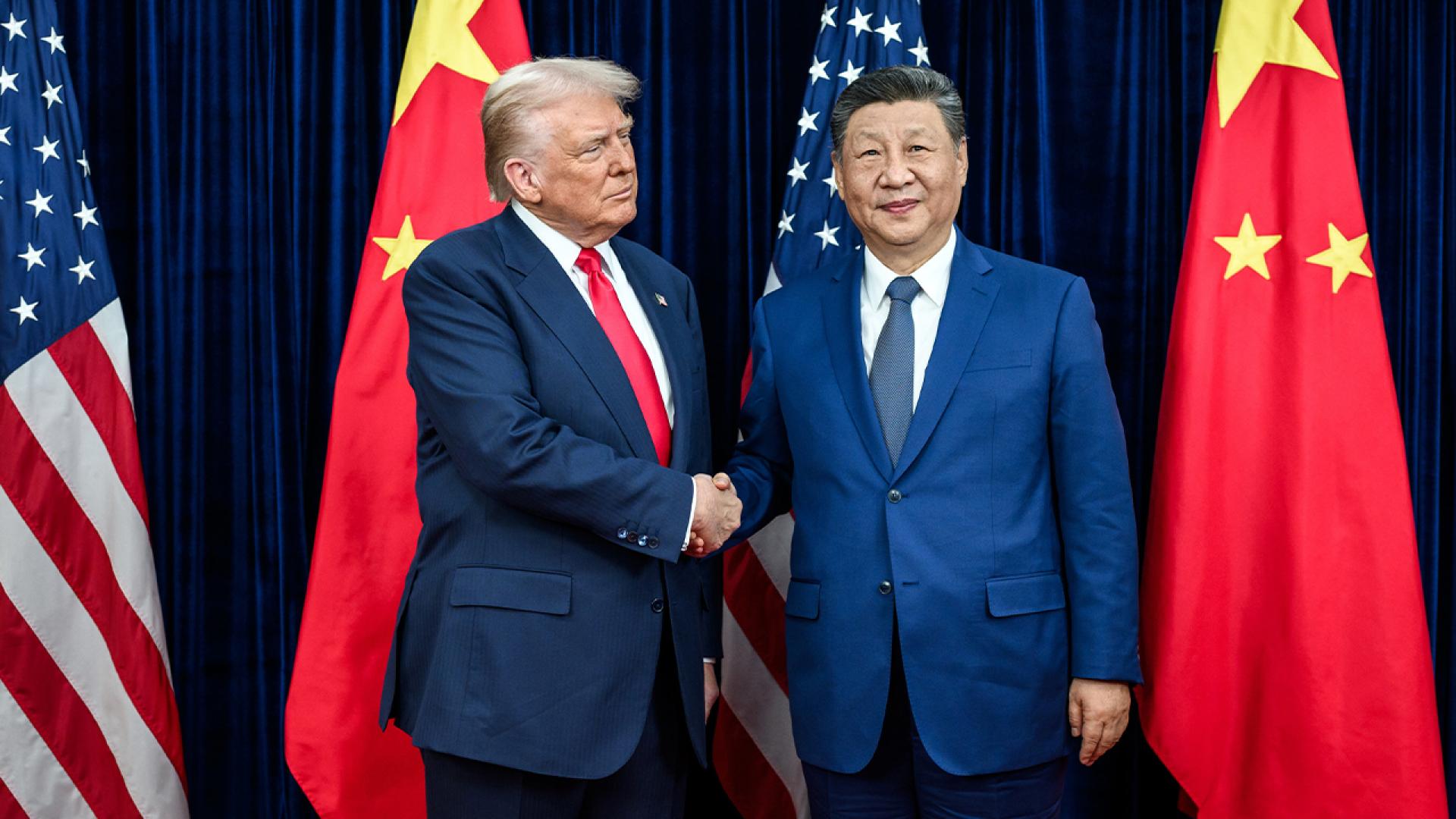 [속보] 시진핑·트럼프 전화…"美, 중국의 대만 문제 중요성 이해"