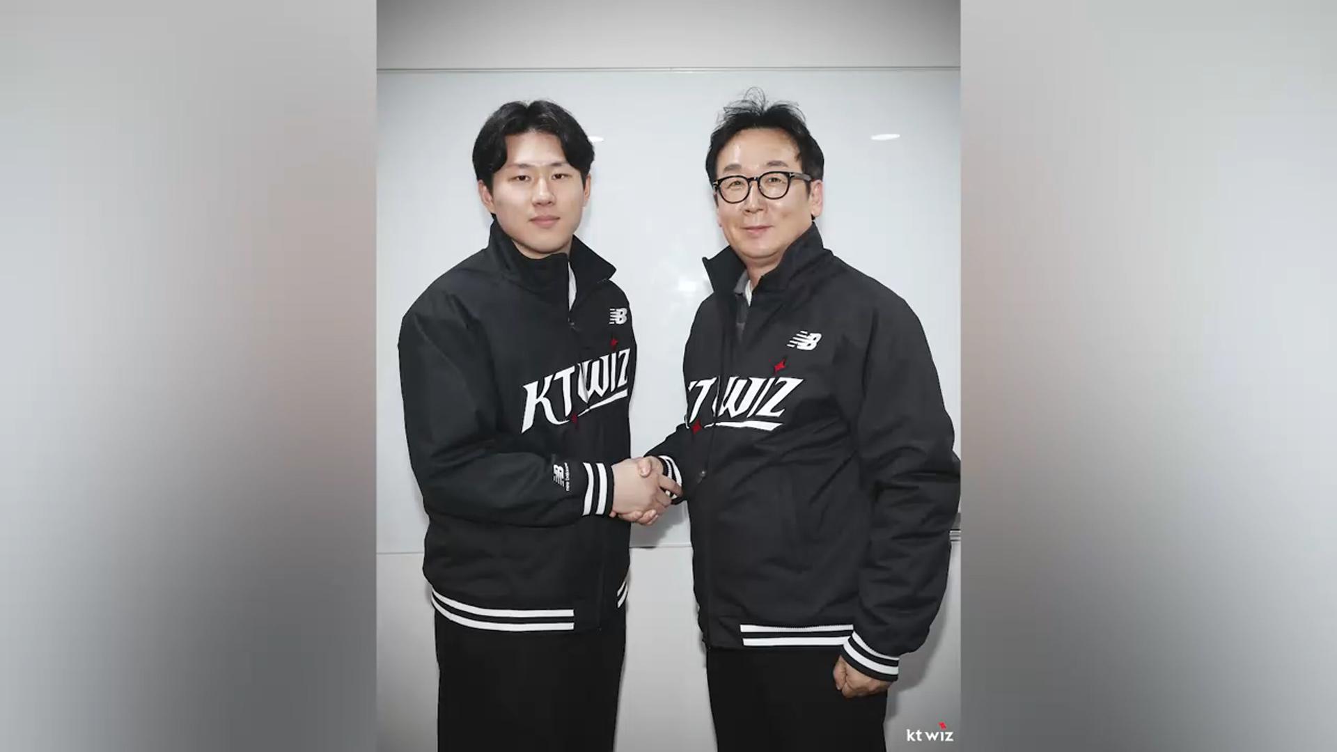 kt, 외야수 최원준과 4년 최대 48억 바카라 카지노 계약