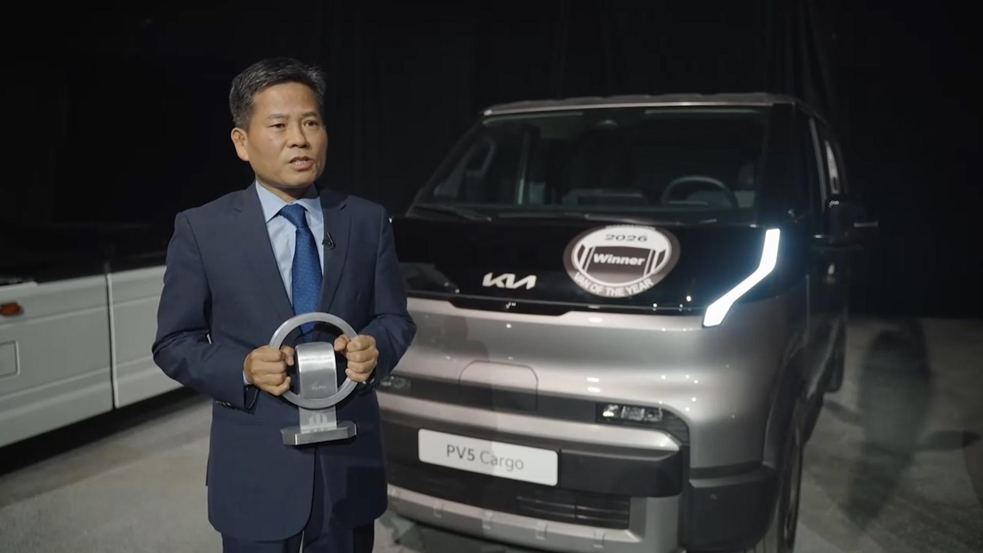 [비즈&] 기아 PV5, 영국 탑기어 '올해의 패밀리카' 선정 外