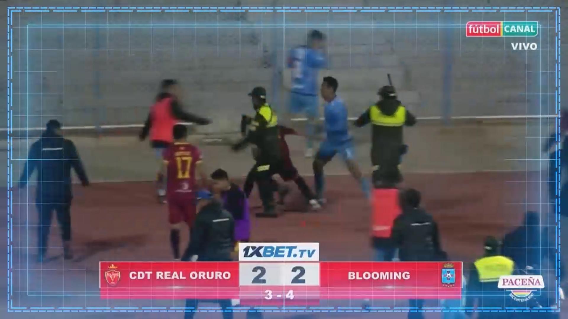 [오늘의영상] 17명 한국 최고 온라인카지노 추천이 말이 돼?…축구장에 진압봉, 최류탄까지