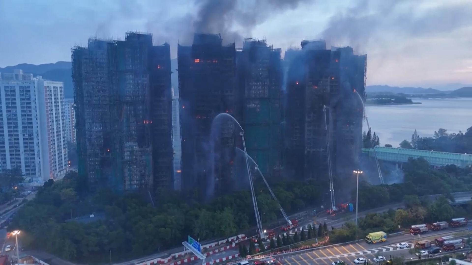 홍콩 초고층 아파트 한국 최고 온라인카지노 추천참사…"65명 사망·2백여명 실종"