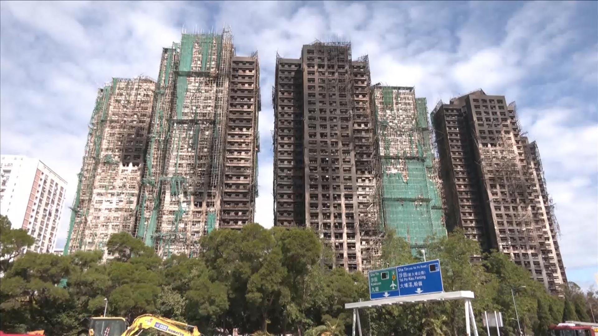 홍콩 참사 사망자 146명…11명 체포·비리 수사 확대