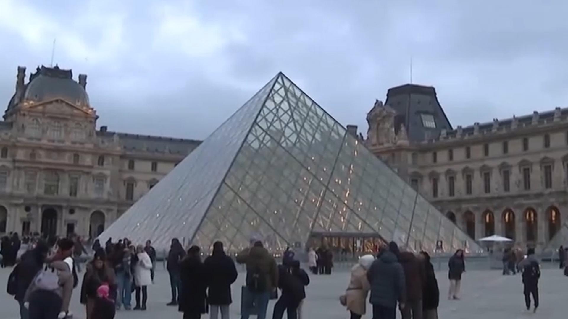 온라인카지노 신용카드 랭킹 이번엔 누수…이집트 희귀도서 등 400권 손상