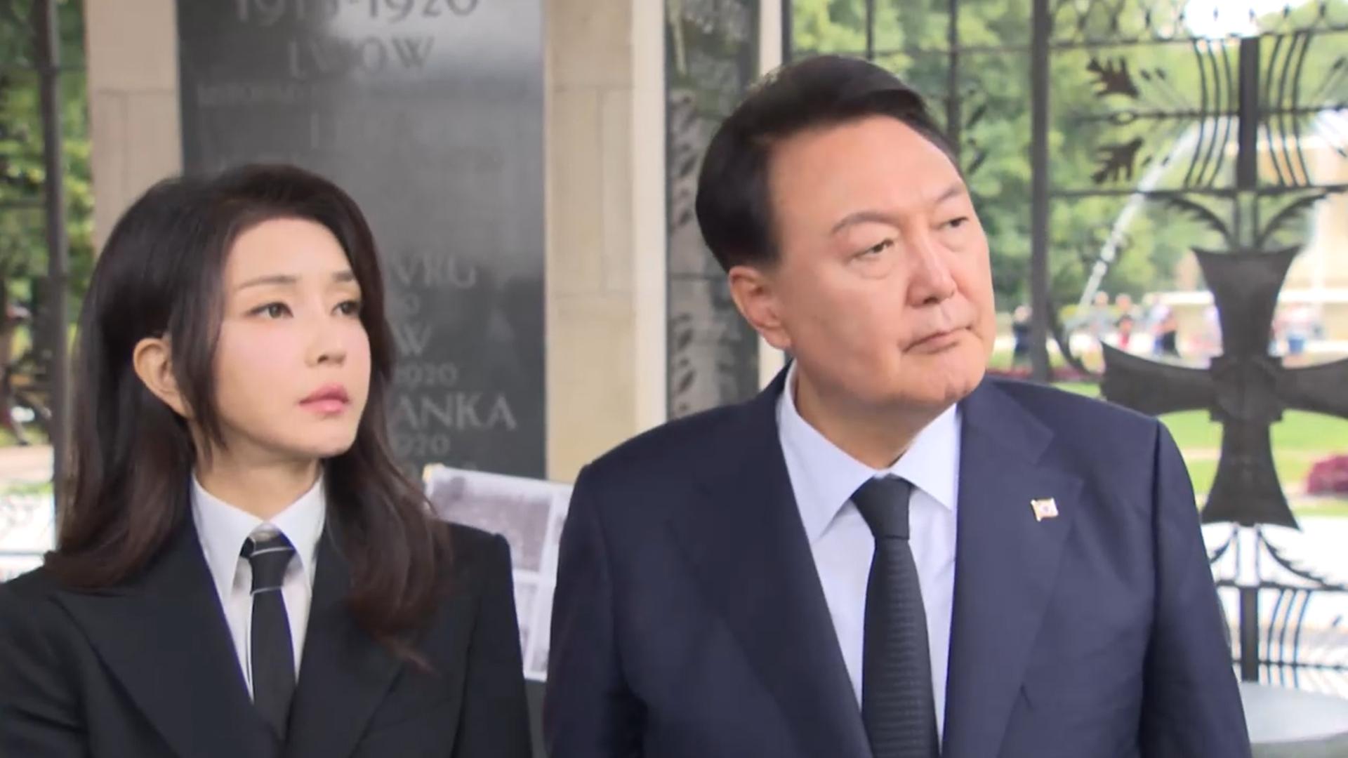 "김건희, 尹에 '다 망쳤다' 분노…온라인카지노 순위 벳위즈선포 때 다퉈"