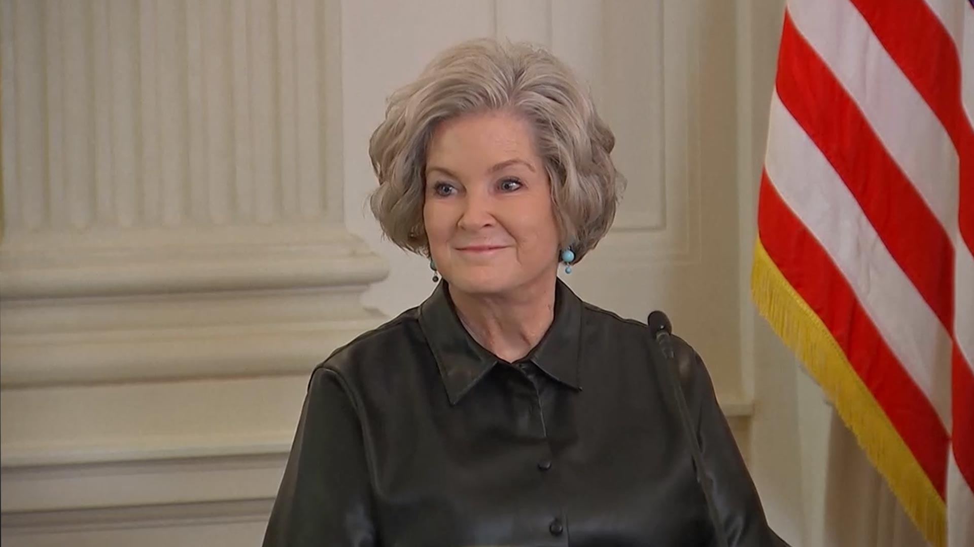 <em class='find'백악관</em 비서실장 "온라인카지노 소울카지노는 알코올 중독자 성격" 인터뷰 파문