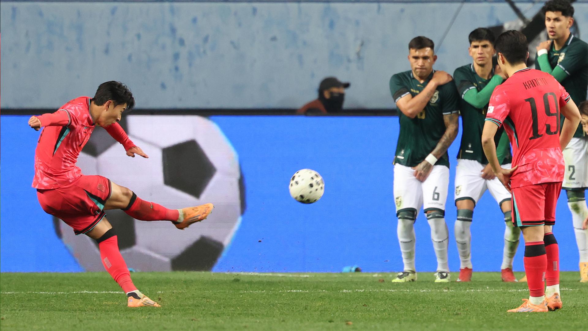 볼리비아전 온라인카지노 순위 벳위즈 <em class='find'프리킥</em 골, 팬온라인카지노 순위 벳위즈 '올해의 골'