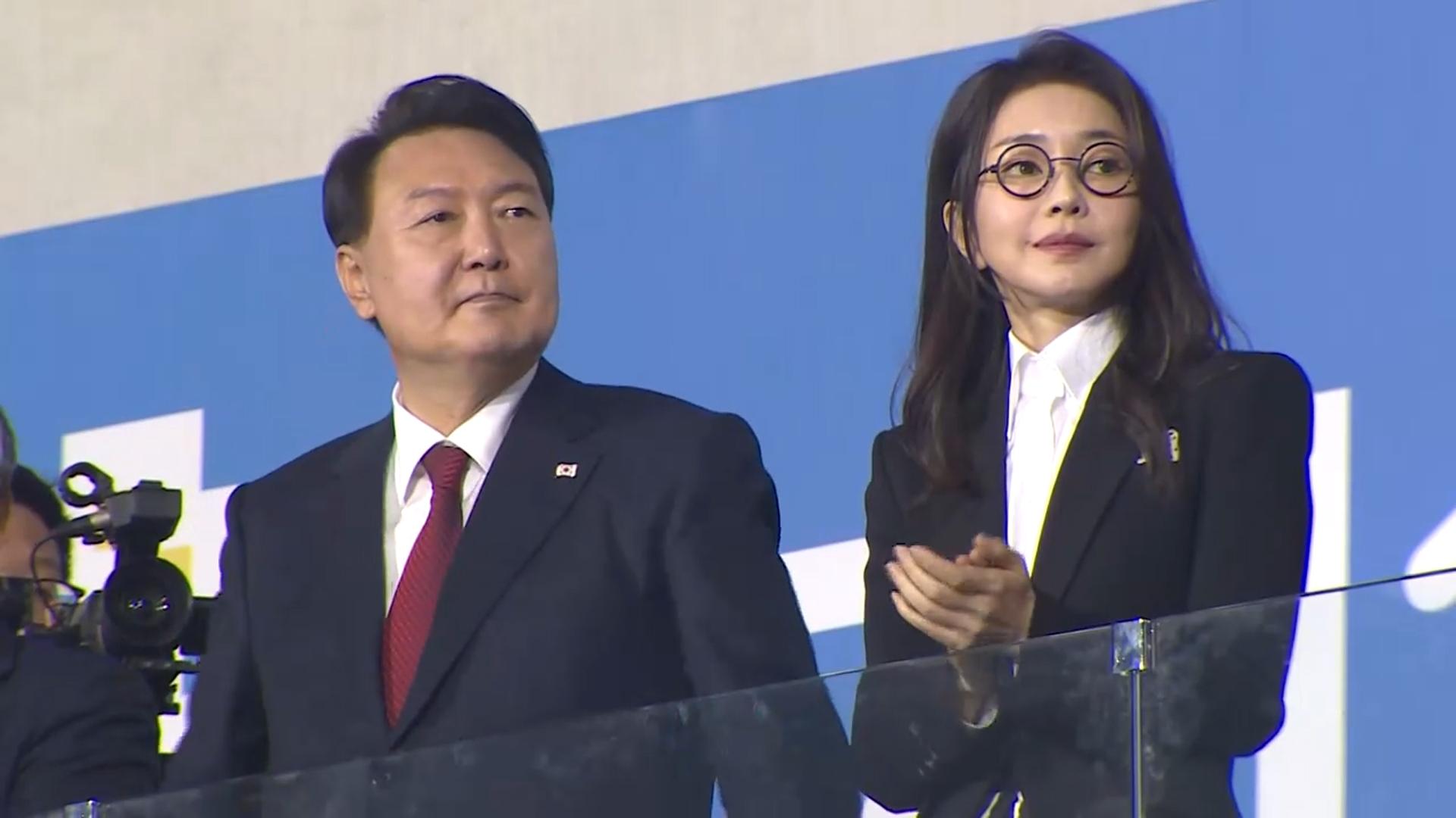 온라인 카지노 순위 특검 수사 종료 임박…尹 부부 동시 기소 초읽기