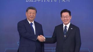 中, 이 대통령 첫 방중 주목…"한중 불확실성 해소"