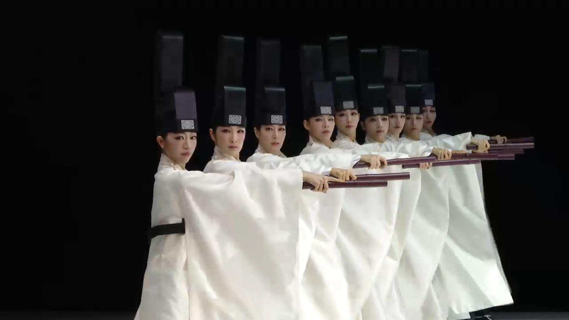 K컬처 또 일냈다…칼군무 '일무' 베시어워드 수상