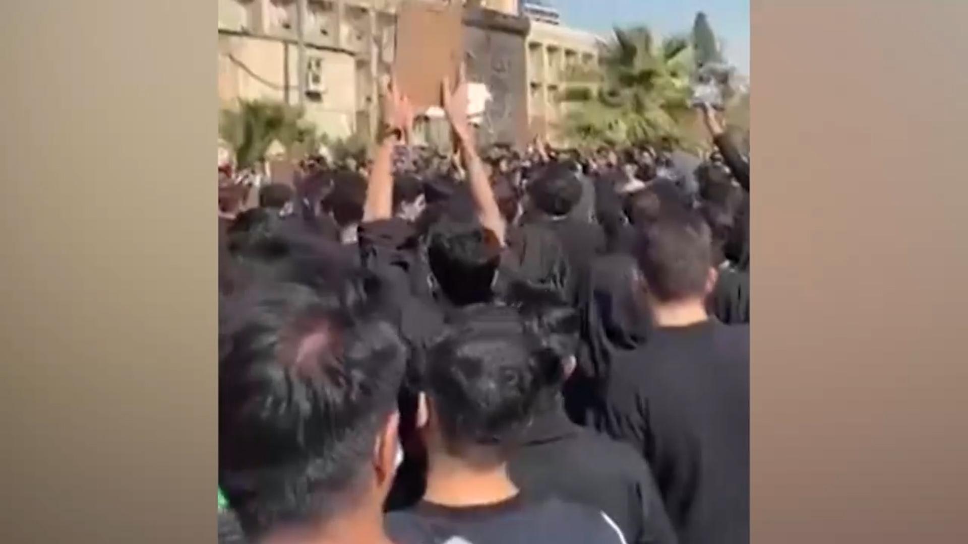 이란 대학생들 다시 거리로…시위 재점화 긴장