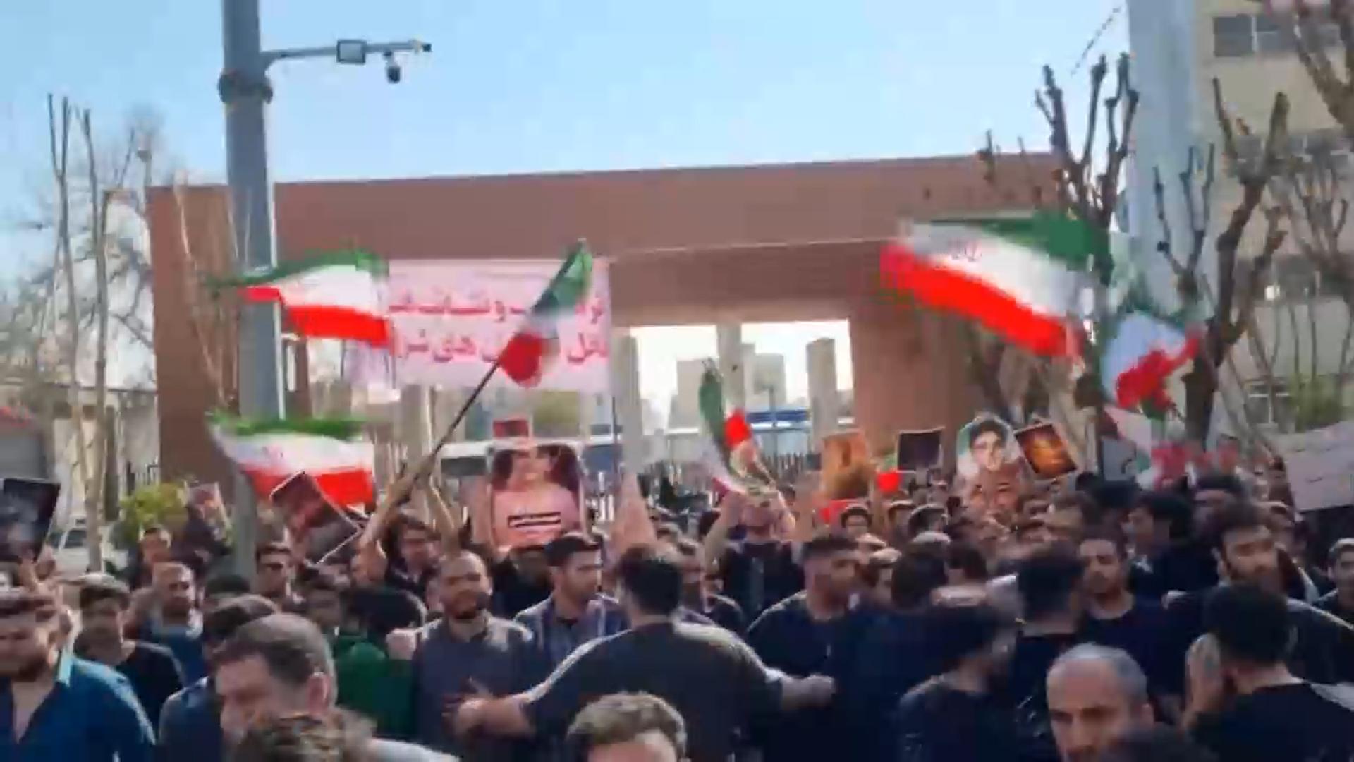 <em class='find'>반정부시위</em> 재개 조짐에…이란 "레드라인 넘지 마라"