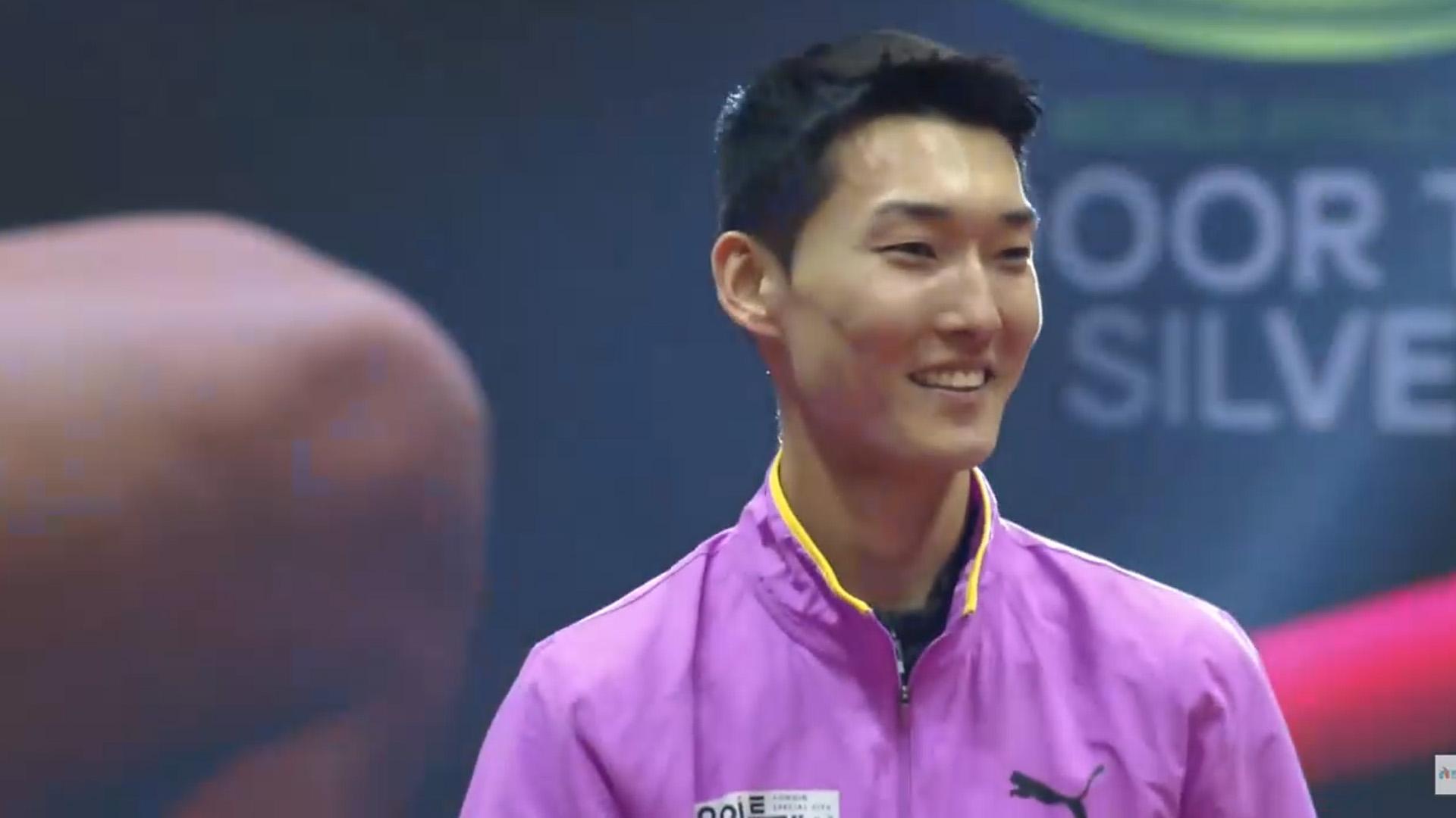 우상혁, 시즌 두번째 대회서 동메달…2m30 성공