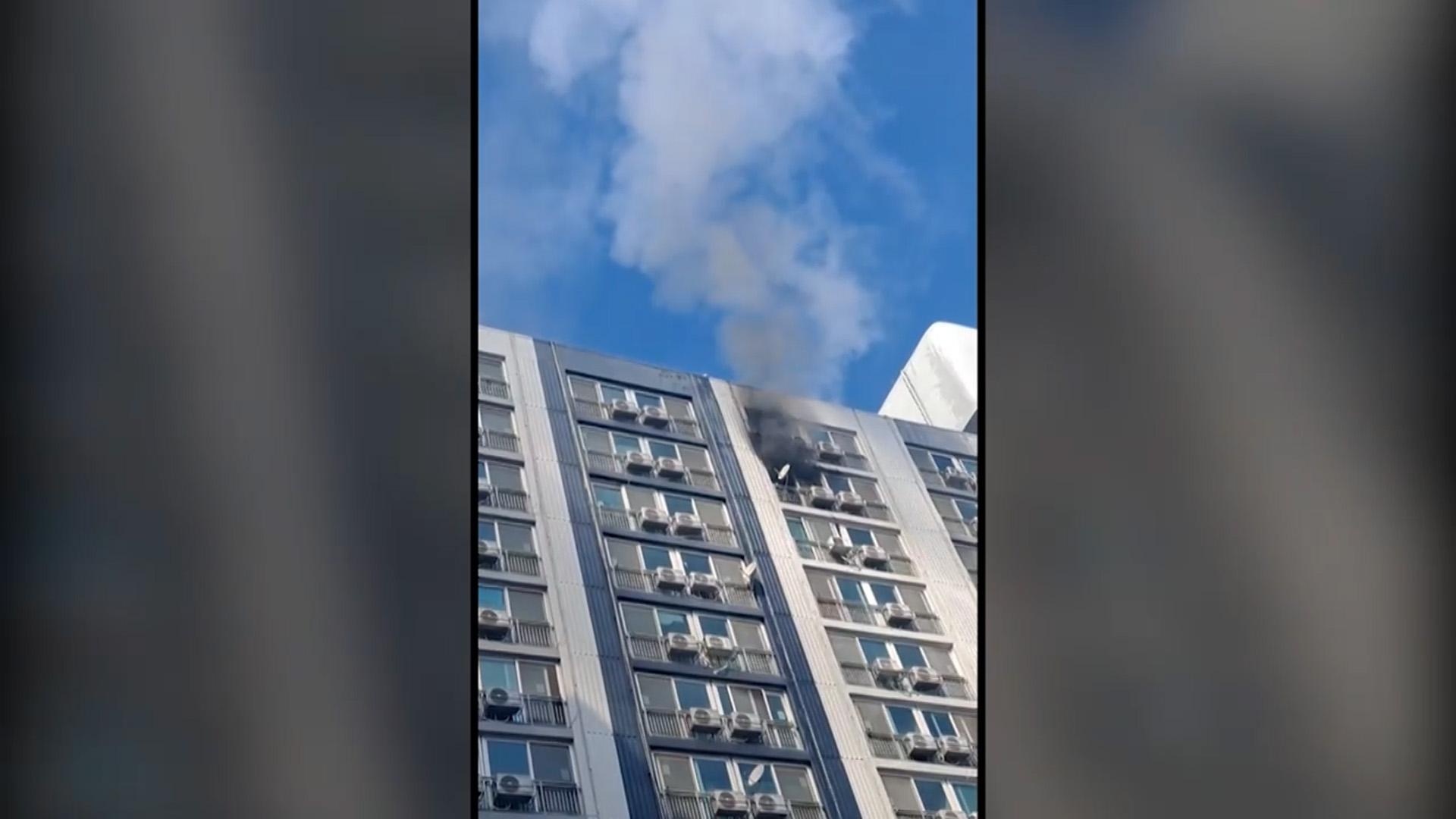 정읍 아파트서 불, 30분 만에 진화…1명 병원 이송