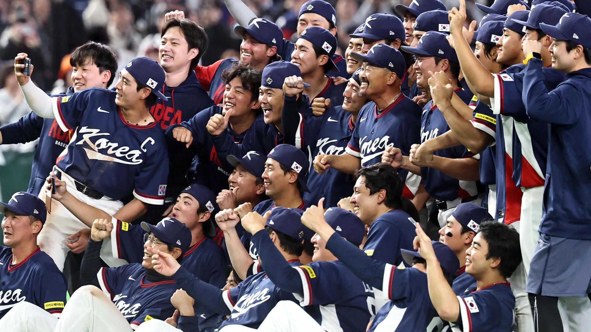 '도쿄의 기적' 한국 야구, 17년만에 WBC 8강행