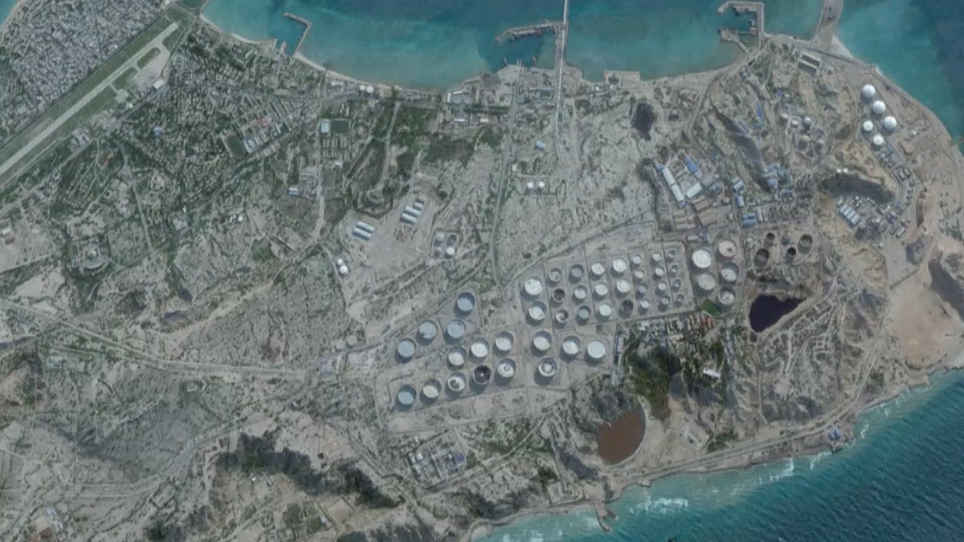 [속보] "이란, 섬 공격에 역내 석유시설 반격 경고"