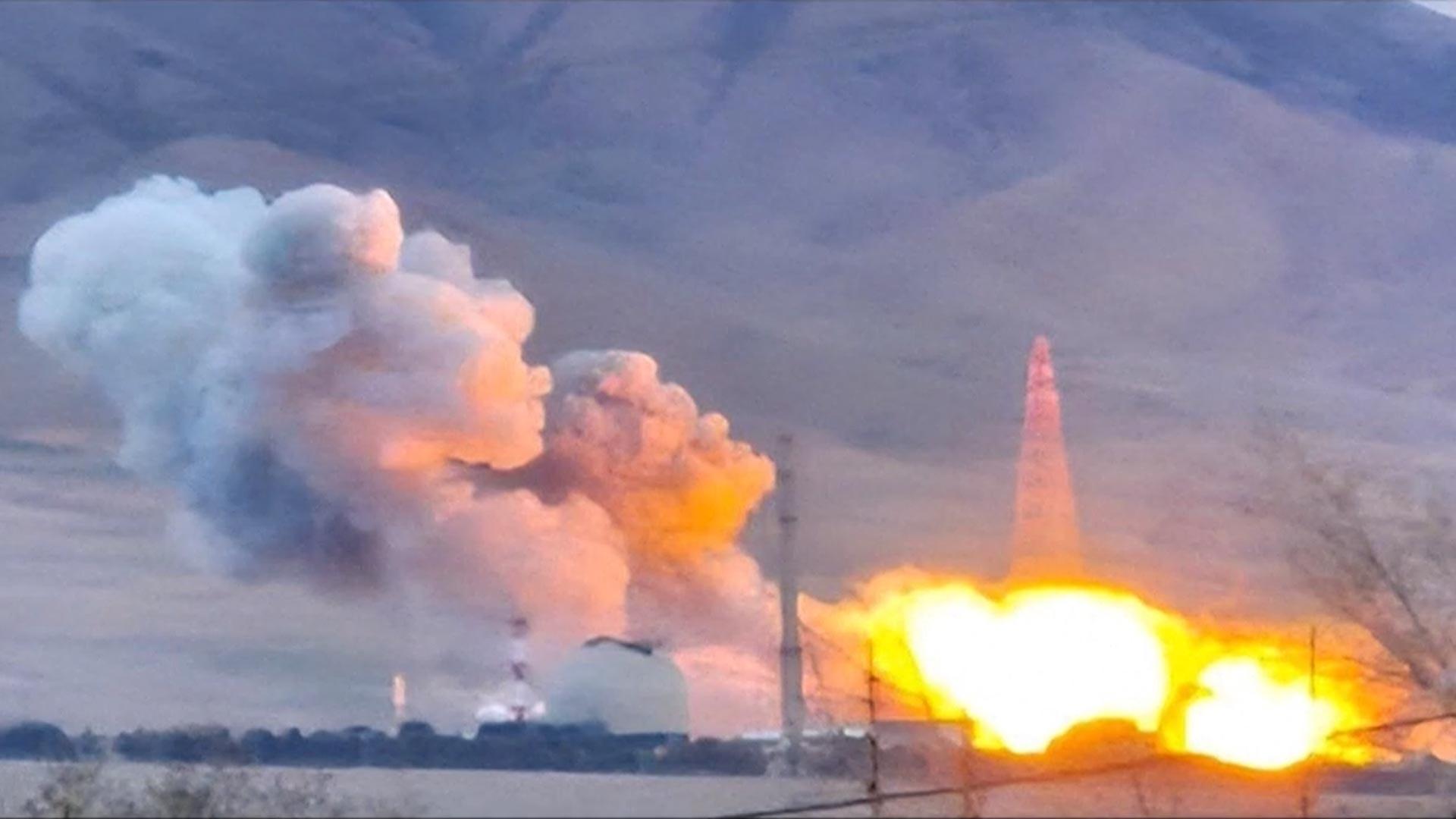 이스라엘, 이란 핵시설 연쇄 공습…미 '20년 만의 지뢰' 투하 논란